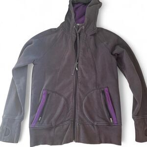 Athleta Women's Purple and Black Hoodie